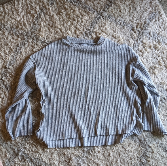 Pull and Bear Grey Sweater stretchy - Picture 1 of 2